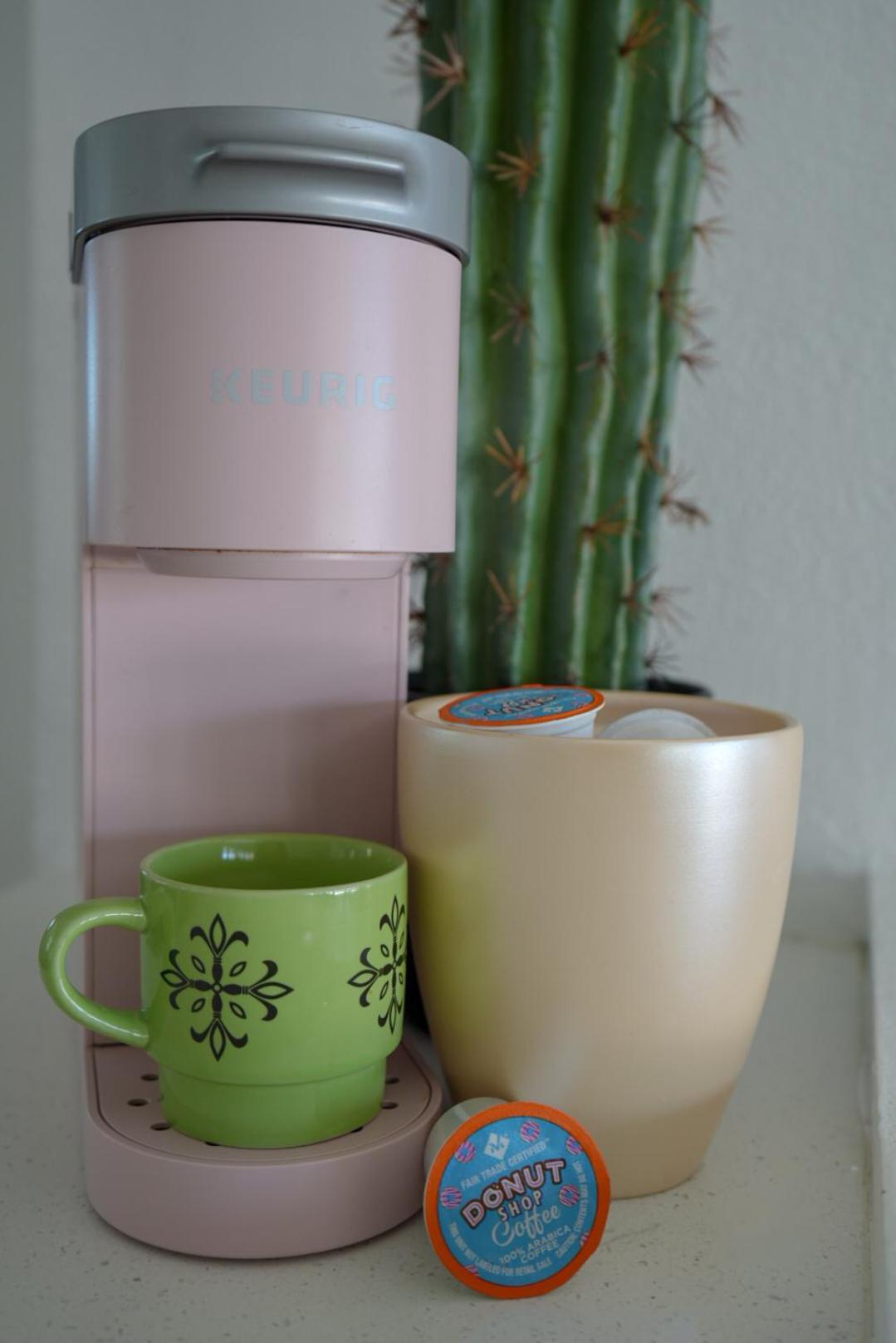 The Pink Cactus - Desert Retreat - Luxe Pool, Golf & Game Room Indio Bagian luar foto