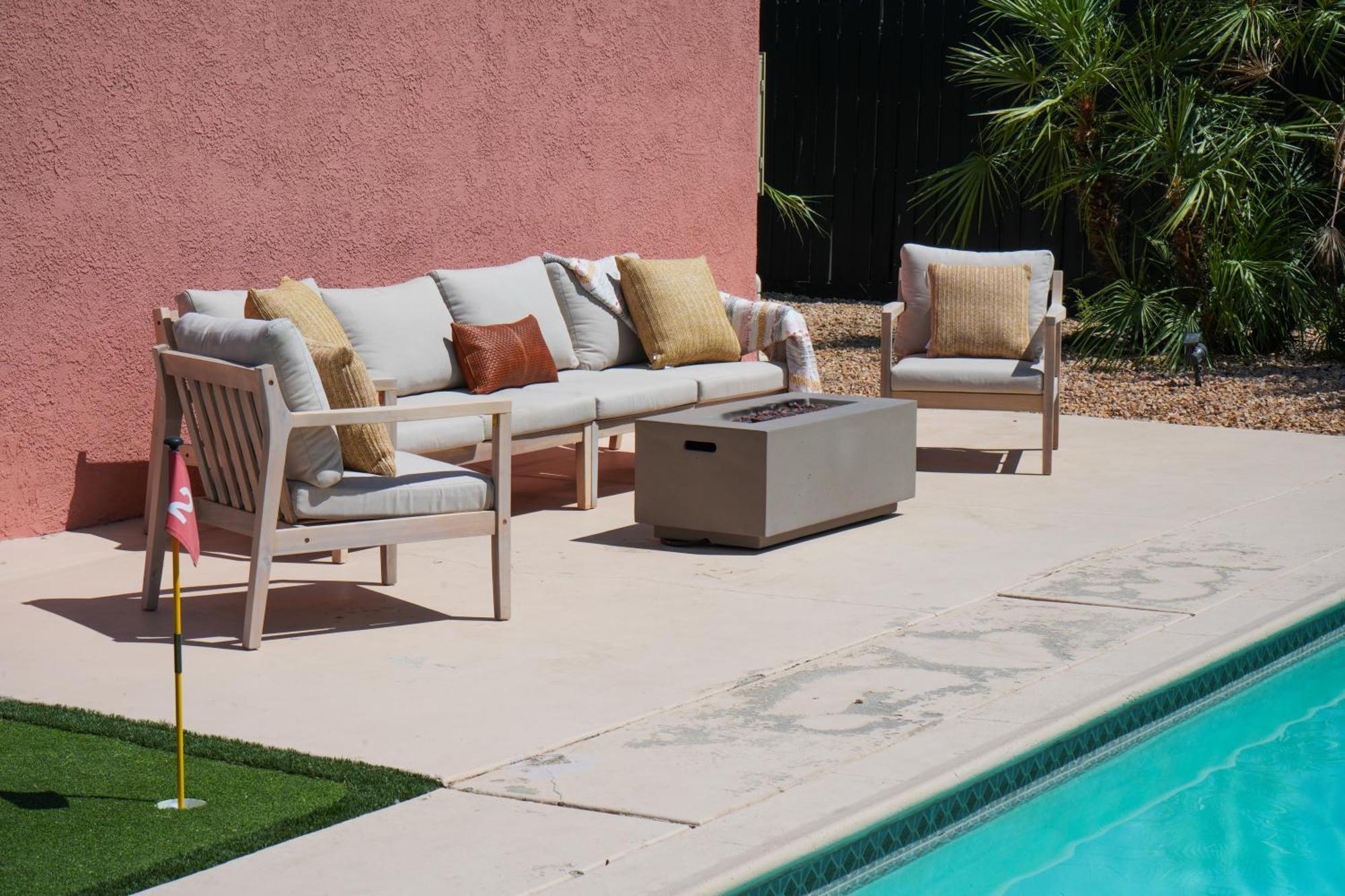 The Pink Cactus - Desert Retreat - Luxe Pool, Golf & Game Room Indio Bagian luar foto
